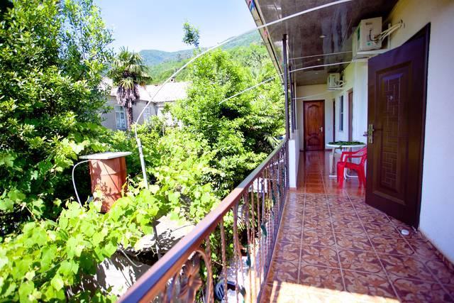 Гостевой Дом На Гечба Hotel Gagra Exterior photo